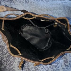 AUTHENTIC FENDI shoulder vintage bucket bag